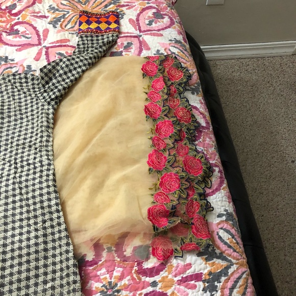 Pakistani Dress new size small - Picture 4 of 8